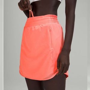 Lululemon Hotty Hot high rise skirt